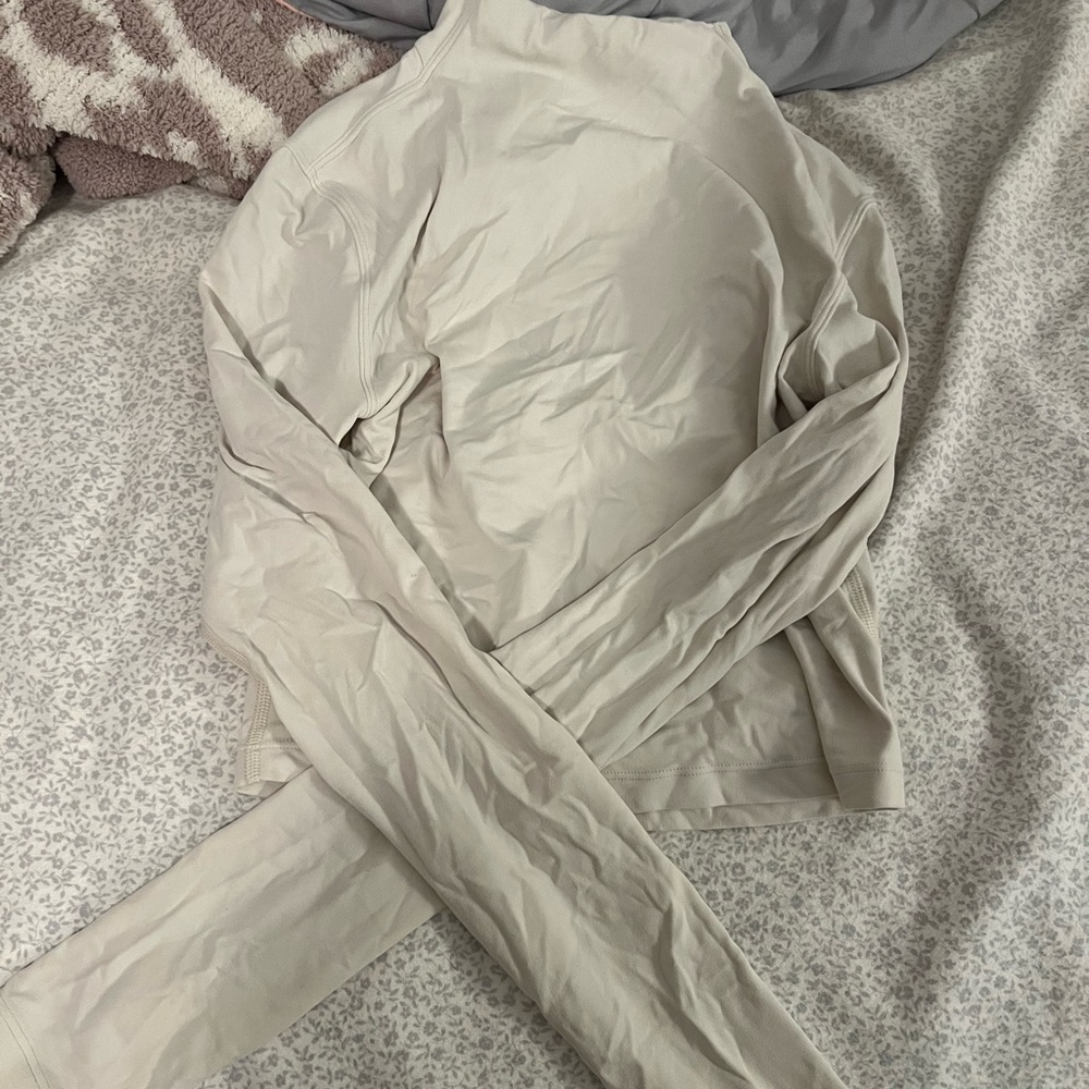 lululemon cropped high neck long sleeve